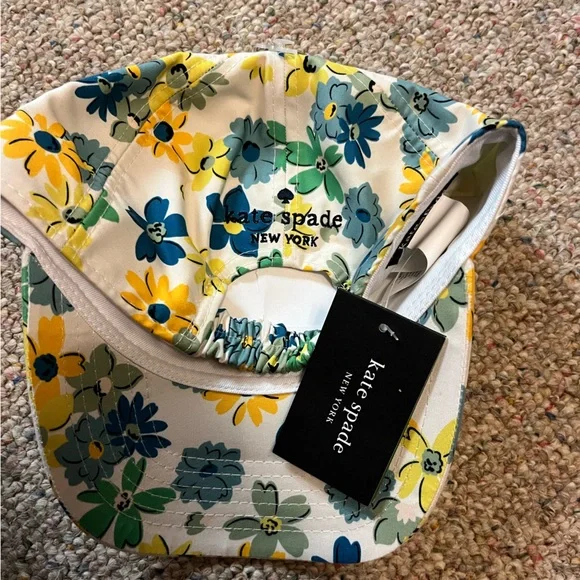 🎉 HP 🎉 🆕 Kate Spade French Cream Floral Cap - Picture 6 of 10
